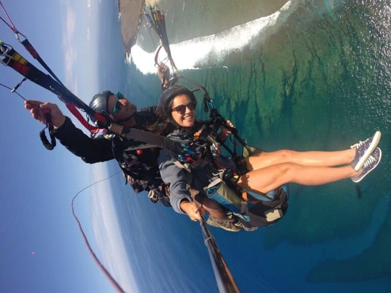 Vol adrénaline en parapente à La Réunion